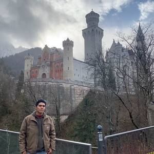 Meet your Posher, Ray